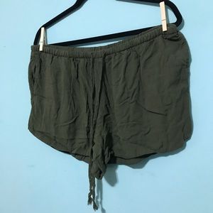 Army green Mossimo shorts